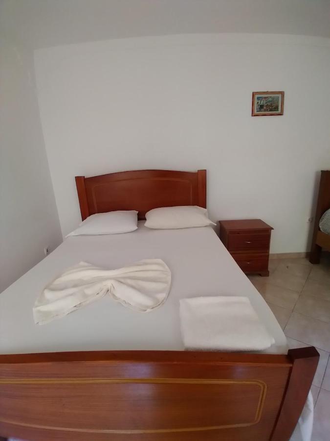 Pensao Domingas Hotel Sao Filipe Ngoại thất bức ảnh